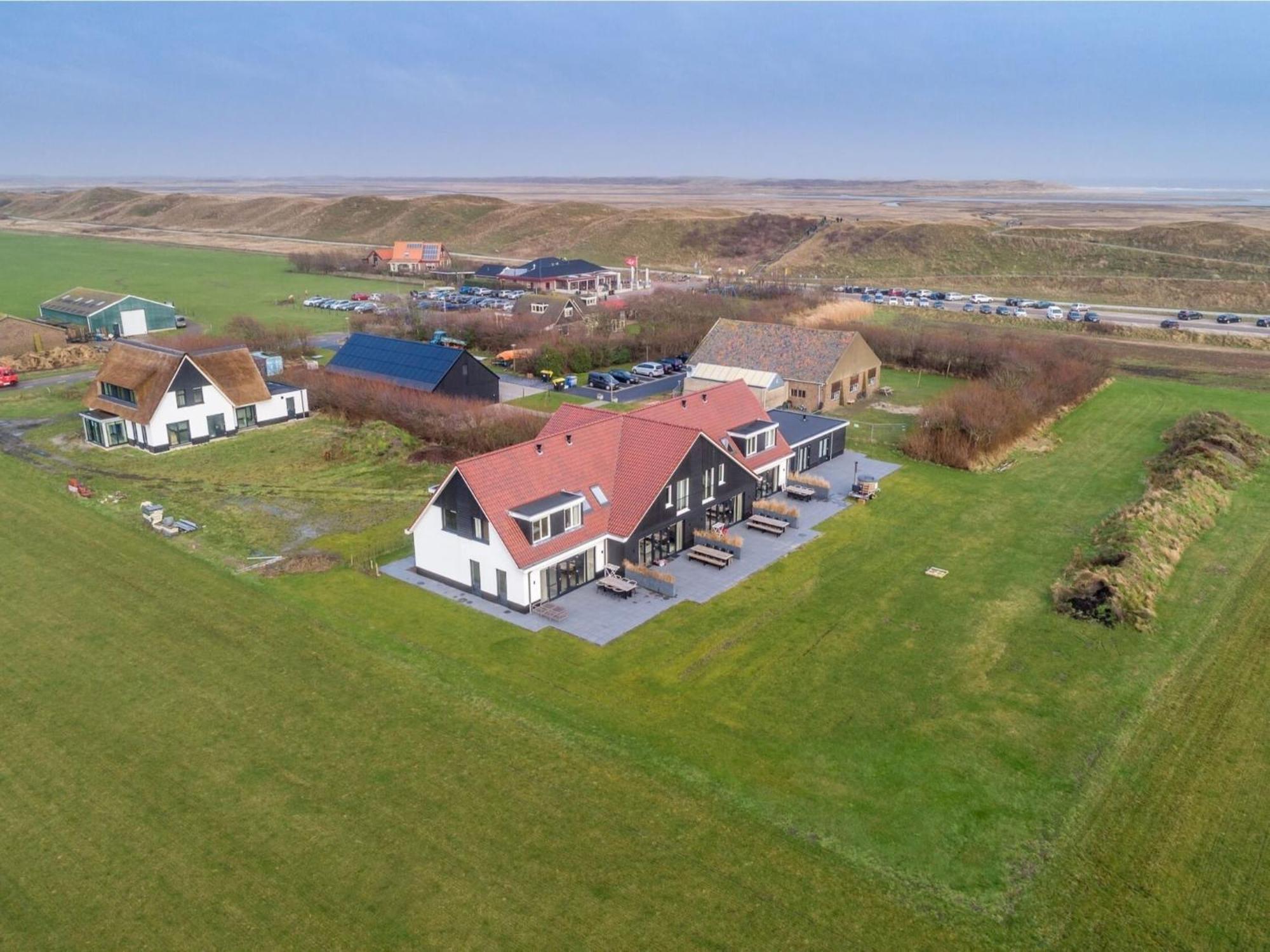 Modern 6-Person Villa In De Cocksdorp, Texel De Cocksdorp  Exterior photo